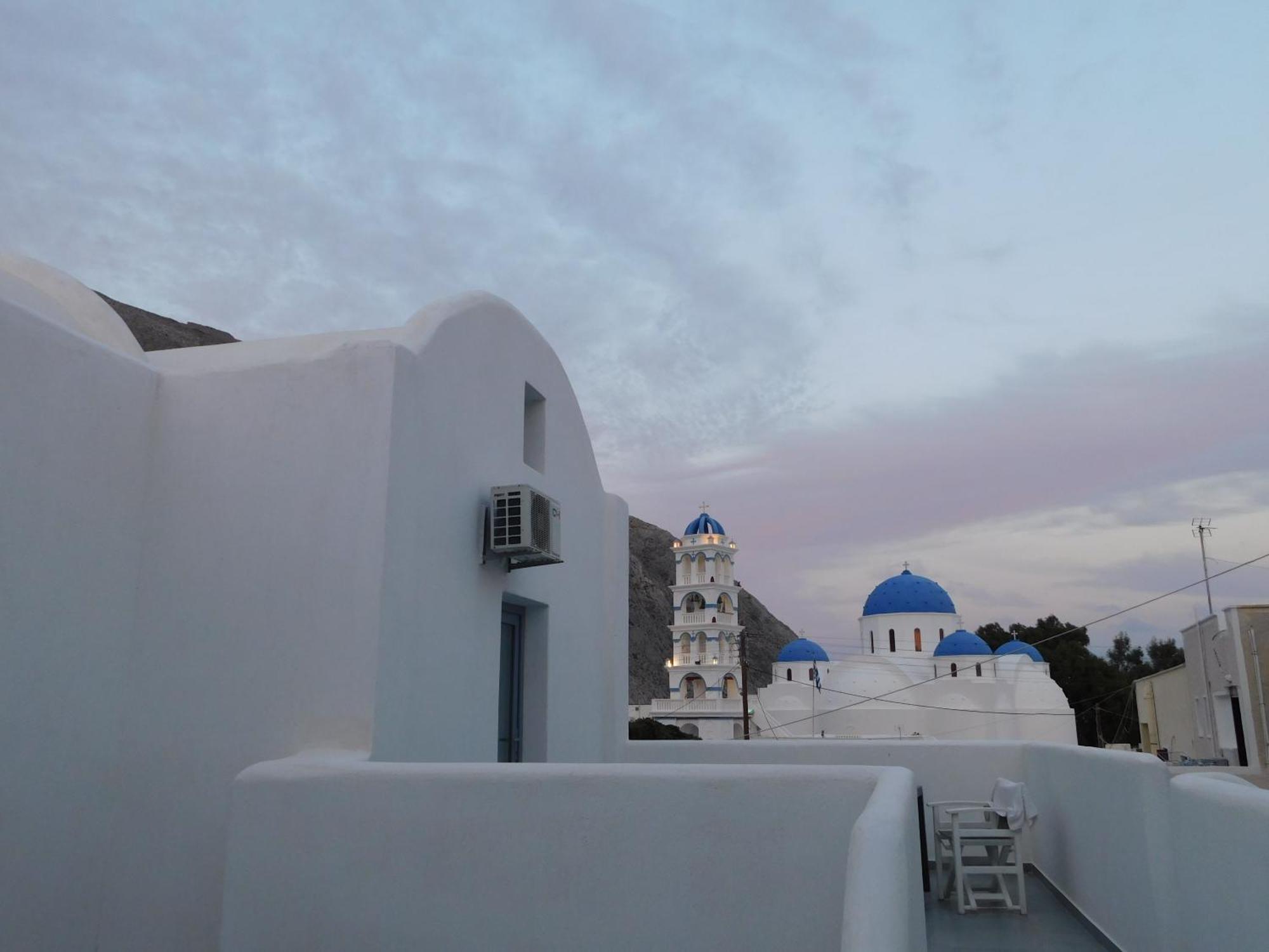 Perissa Centrale Rooms Exterior photo